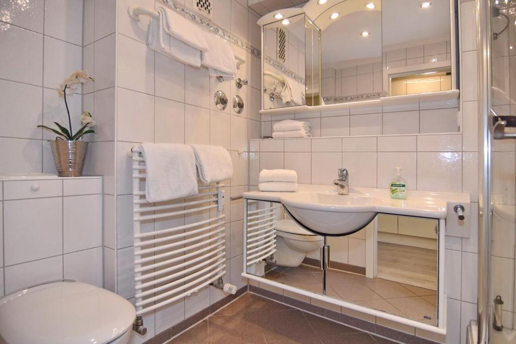 Metropol Whg 40, Landseite *